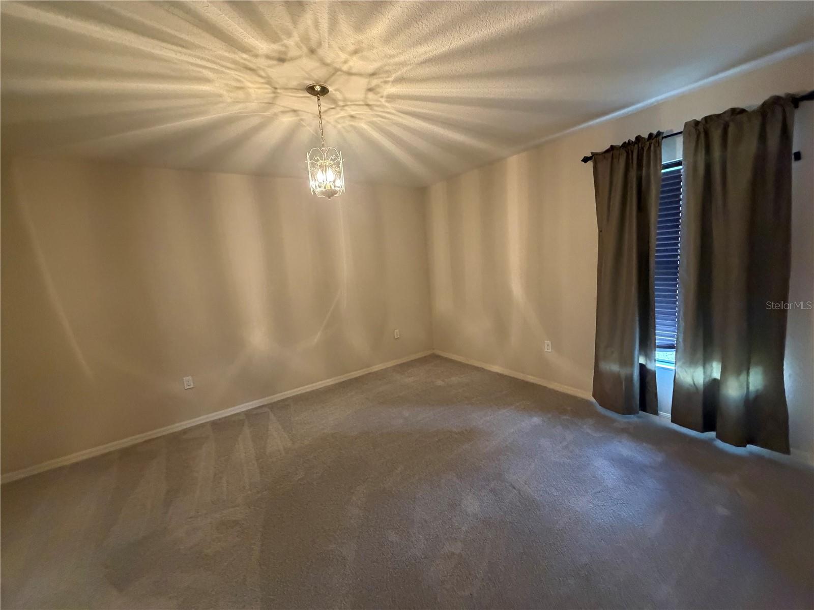 Image 15 of 35 For 1336 Merrimack Place