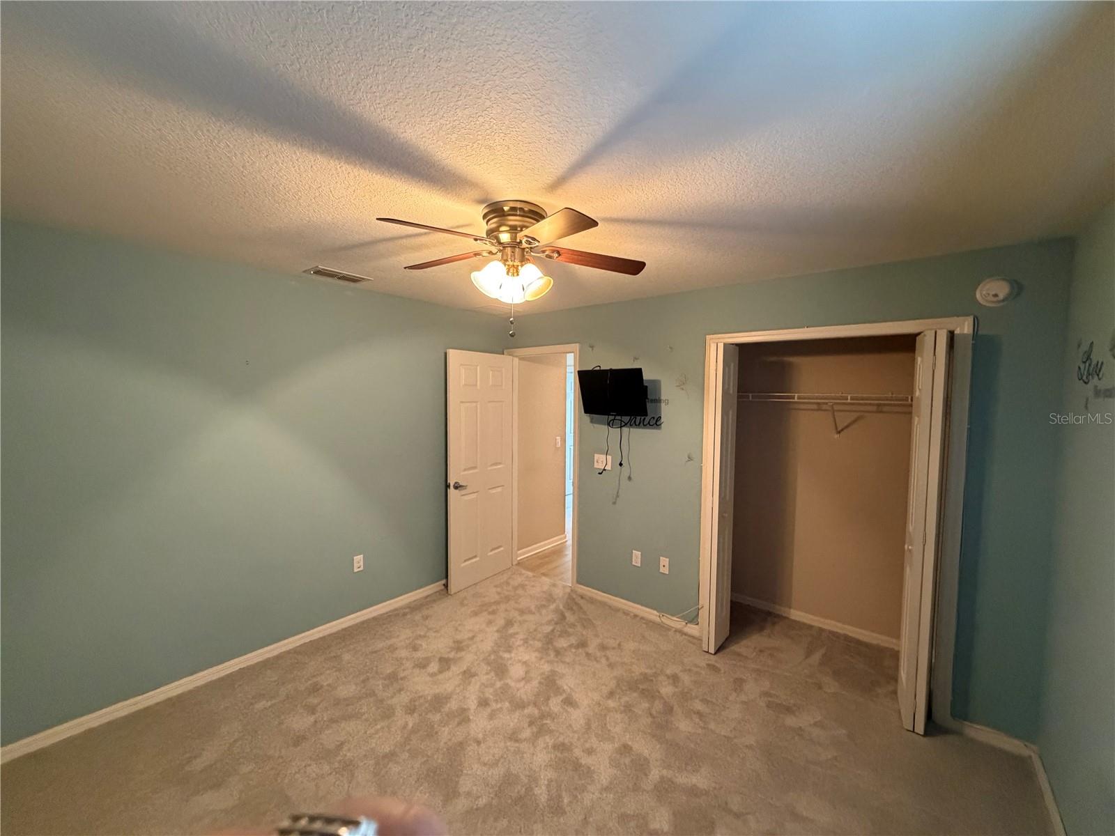 Image 24 of 35 For 1336 Merrimack Place