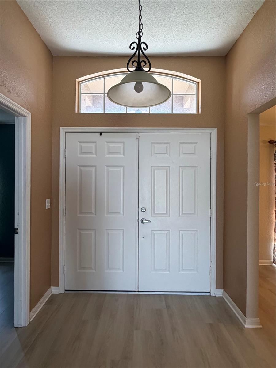 Image 4 of 35 For 1336 Merrimack Place