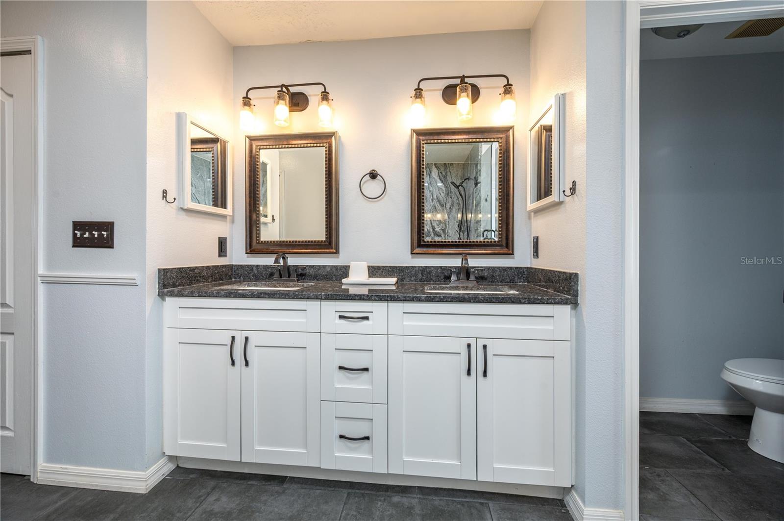 Image 20 of 38 For 1968 Fruitridge Street