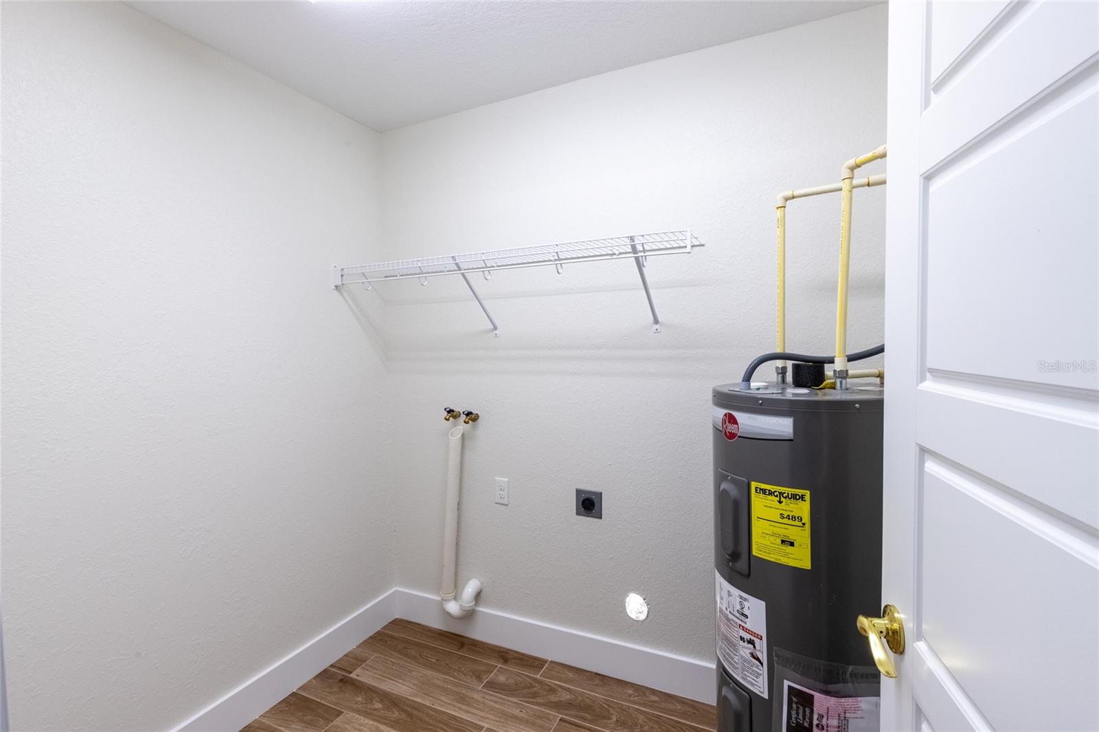 Image 14 of 41 For 6301 Candler Terrace