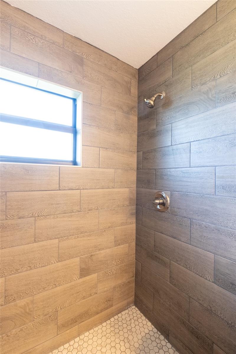 Image 21 of 41 For 6301 Candler Terrace