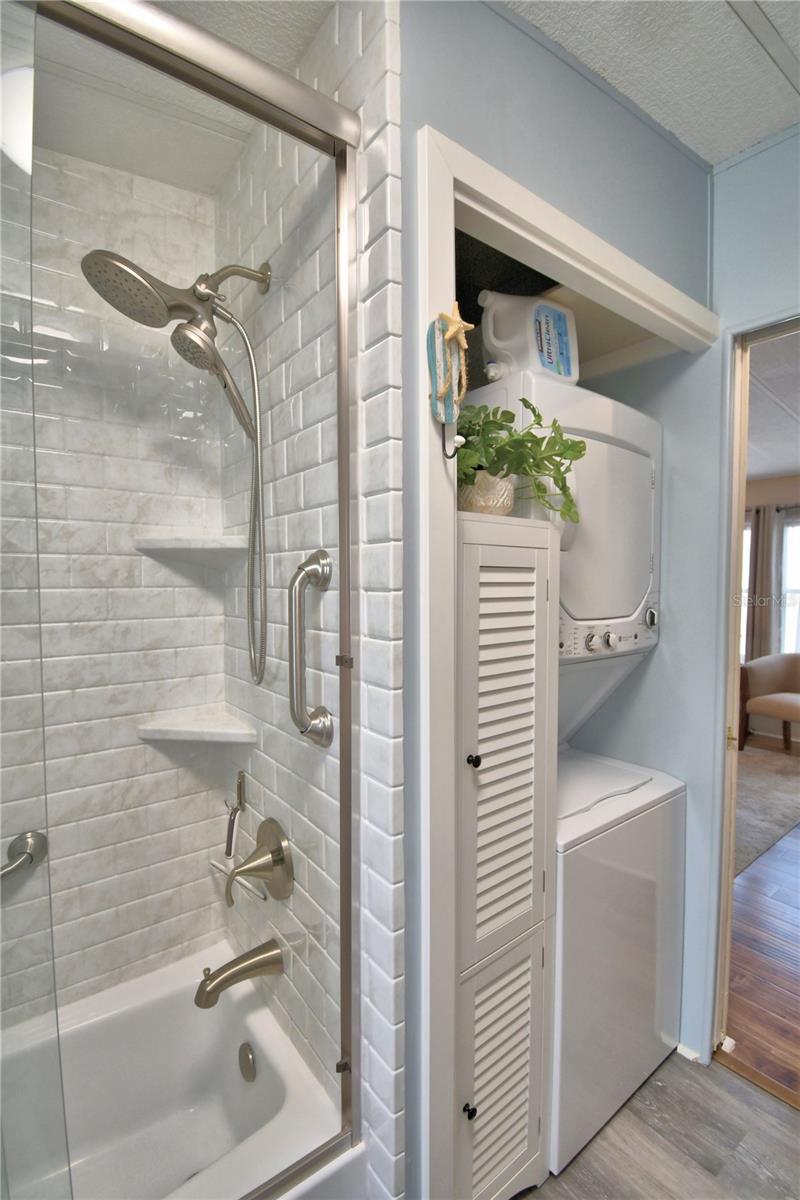 Image 29 of 59 For 9000 Us Highway 192  38