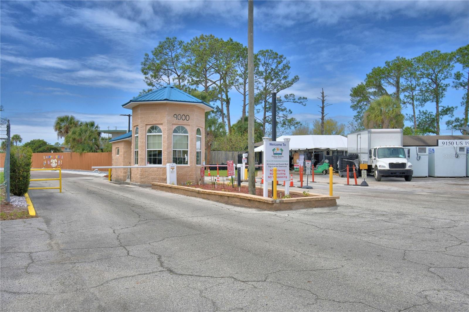 Image 45 of 59 For 9000 Us Highway 192  38