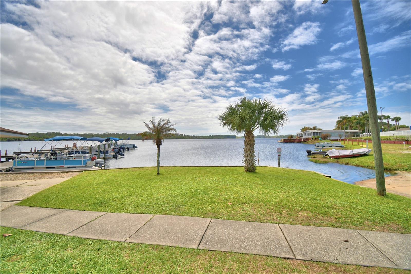 Image 51 of 59 For 9000 Us Highway 192  38