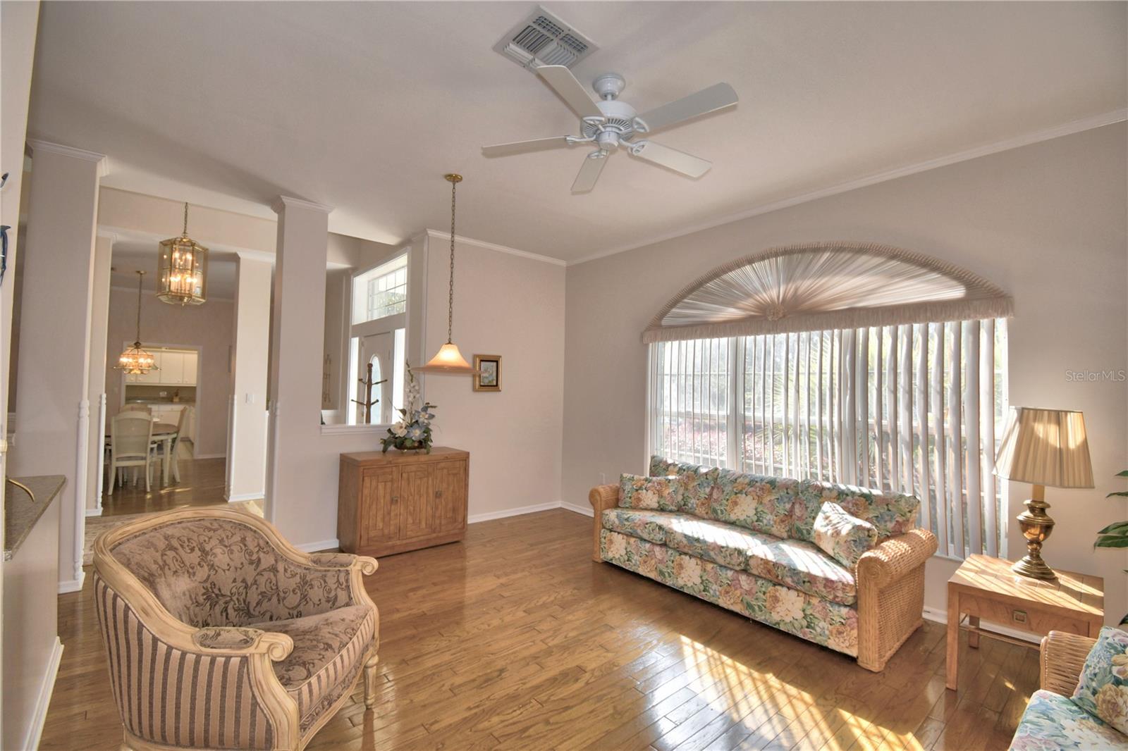 Image 12 of 96 For 104 Fairway Drive