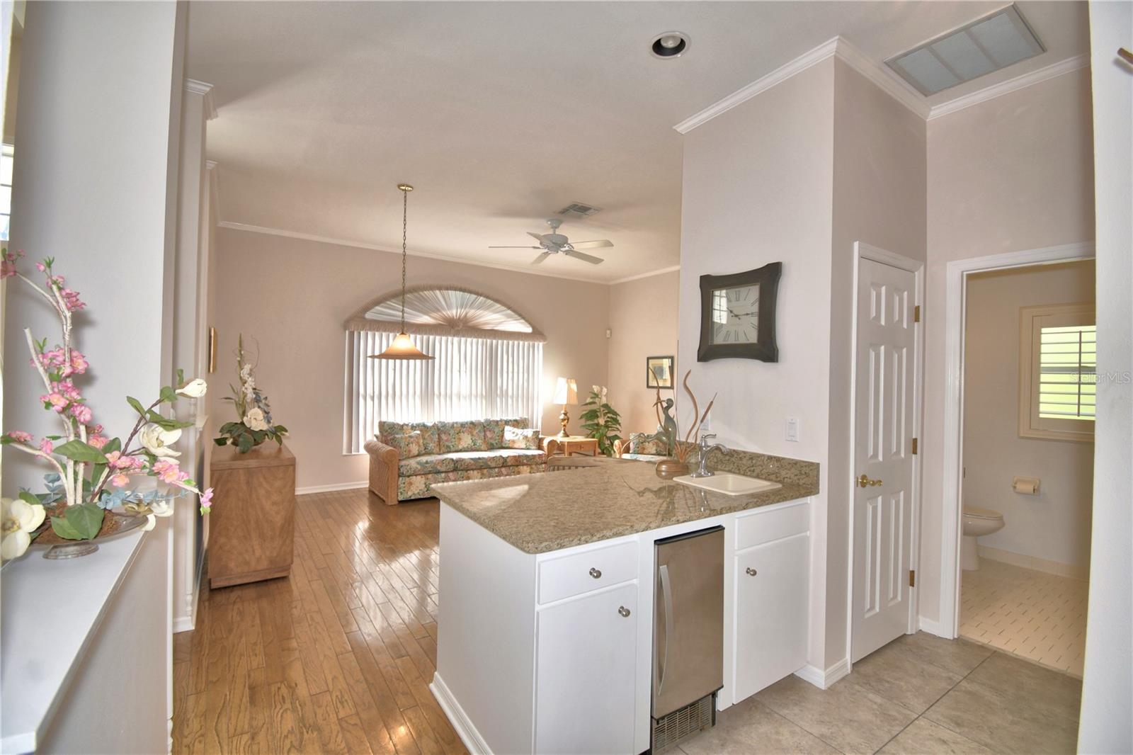 Image 15 of 96 For 104 Fairway Drive