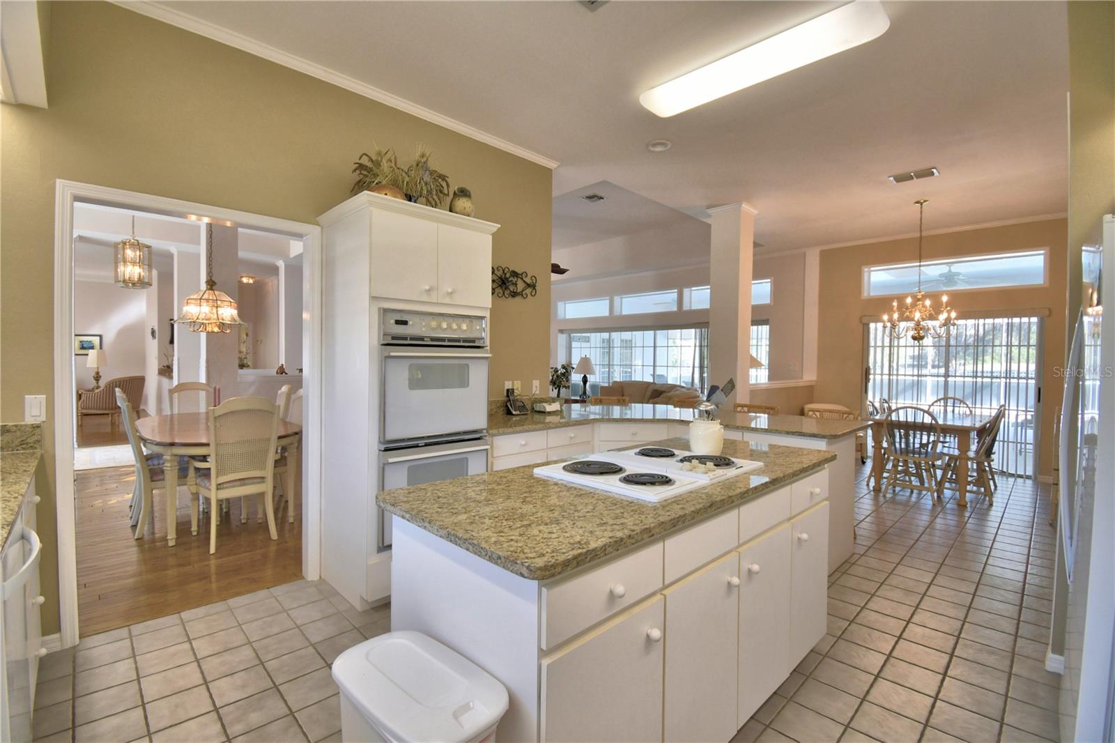 Image 33 of 96 For 104 Fairway Drive