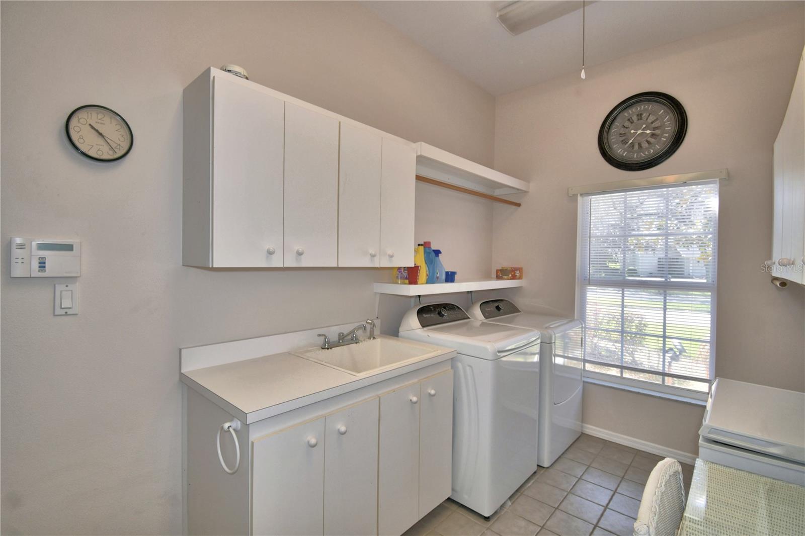 Image 41 of 96 For 104 Fairway Drive