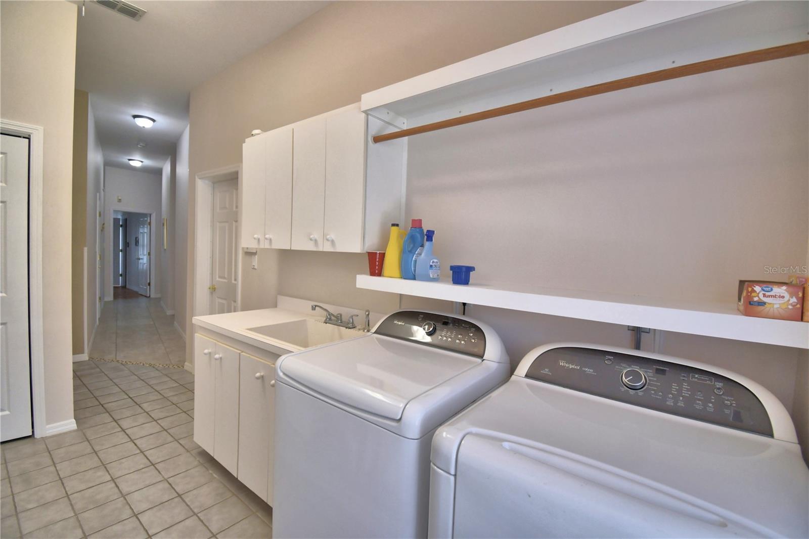 Image 42 of 96 For 104 Fairway Drive