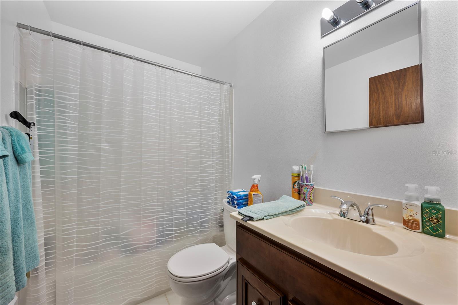 Image 13 of 24 For 1435 Thousand Roses Drive N