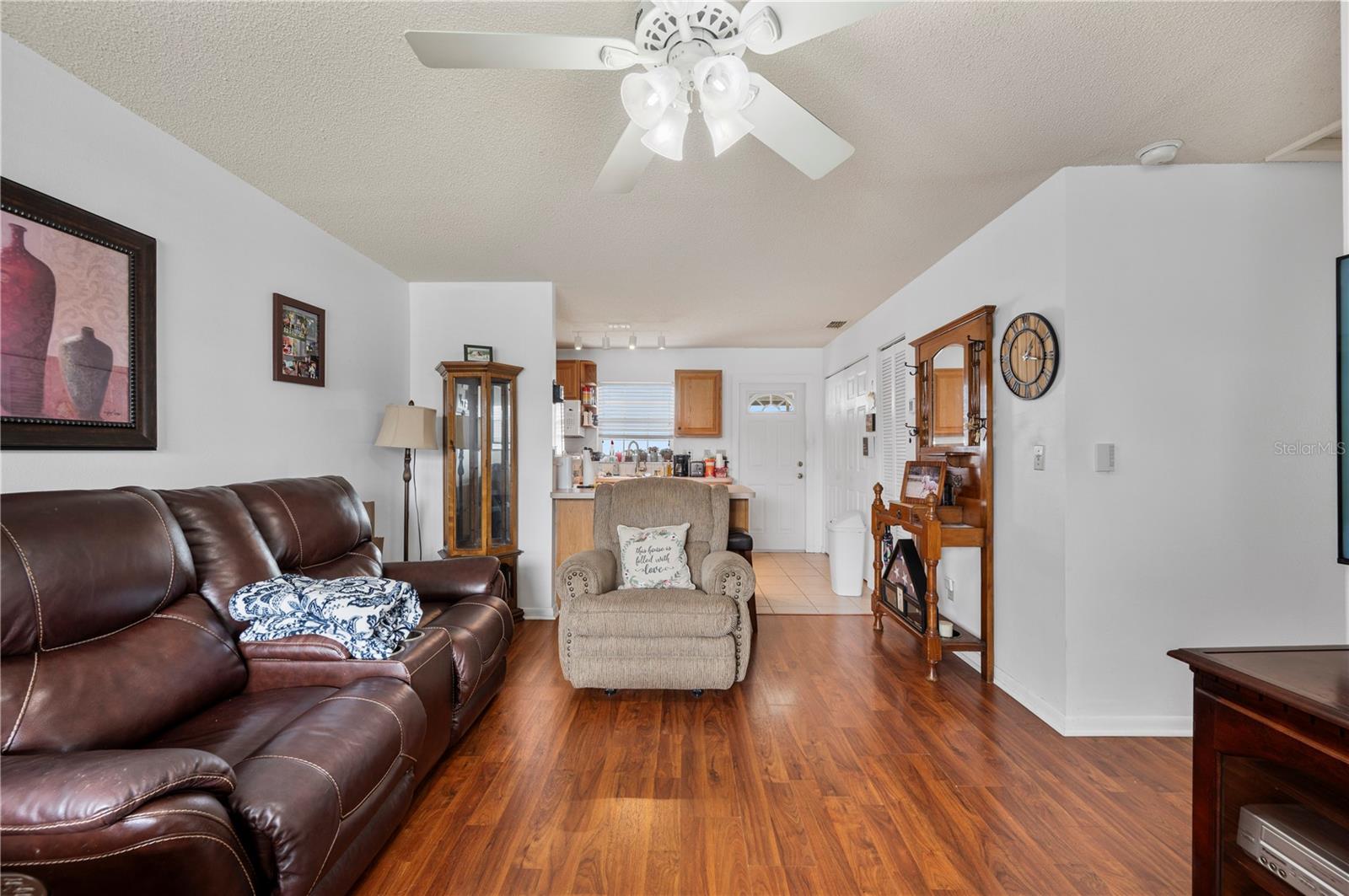 Image 15 of 24 For 1435 Thousand Roses Drive N