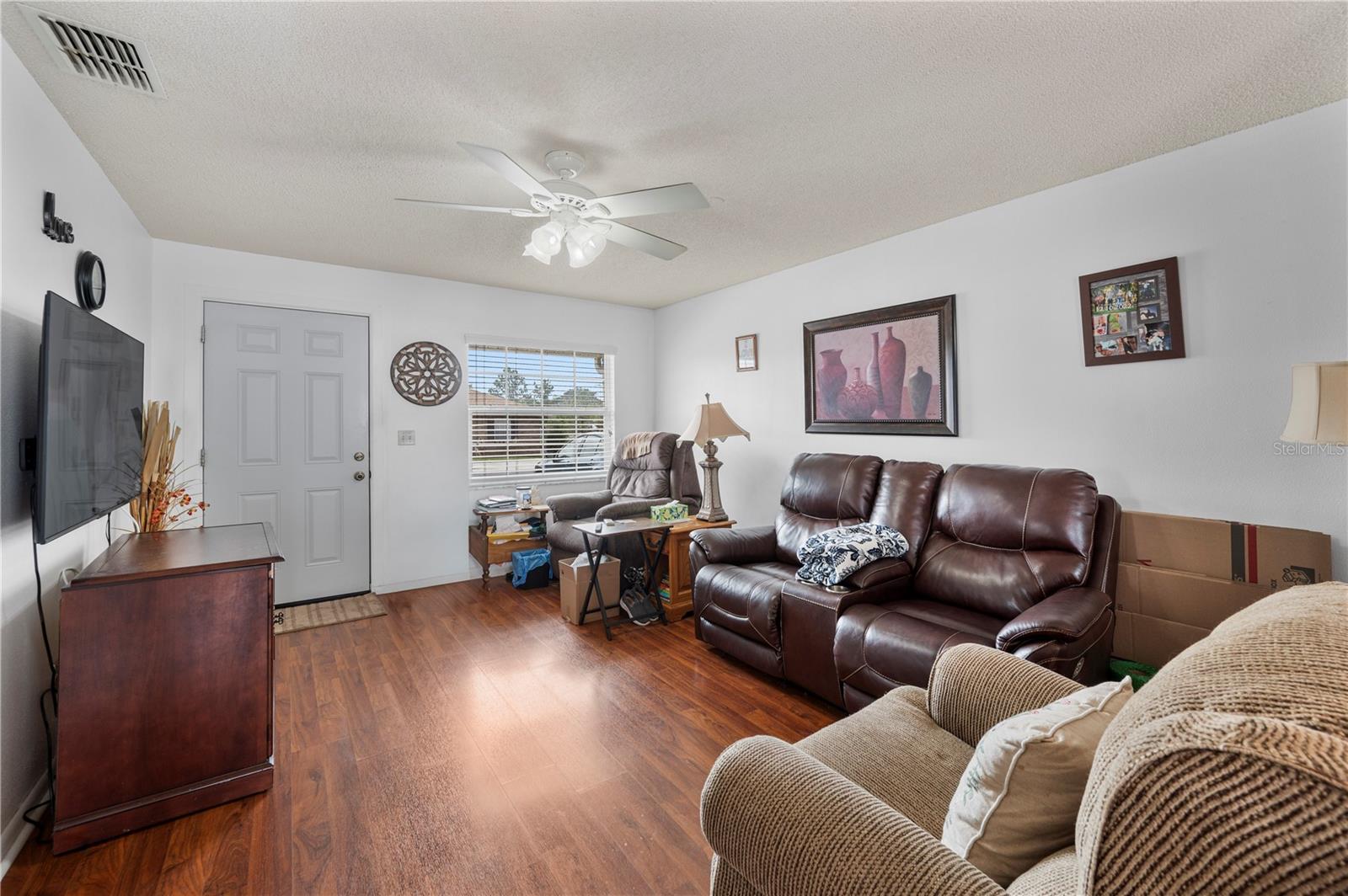 Image 21 of 24 For 1435 Thousand Roses Drive N