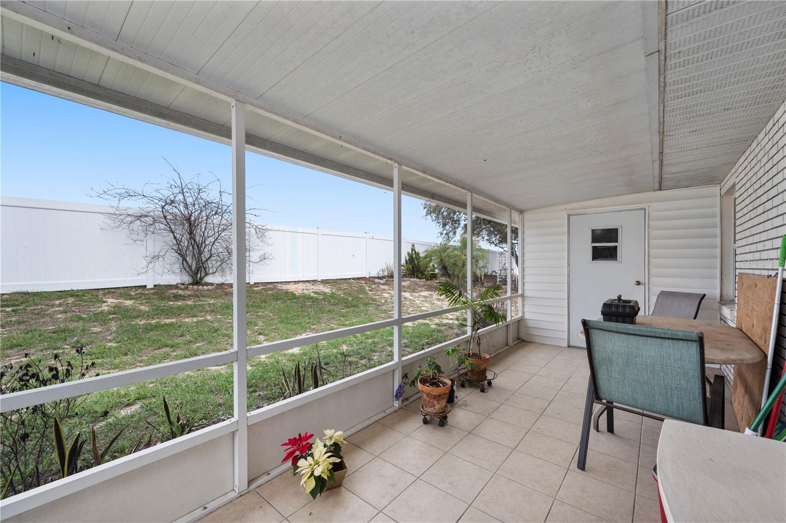 Image 22 of 24 For 1435 Thousand Roses Drive N