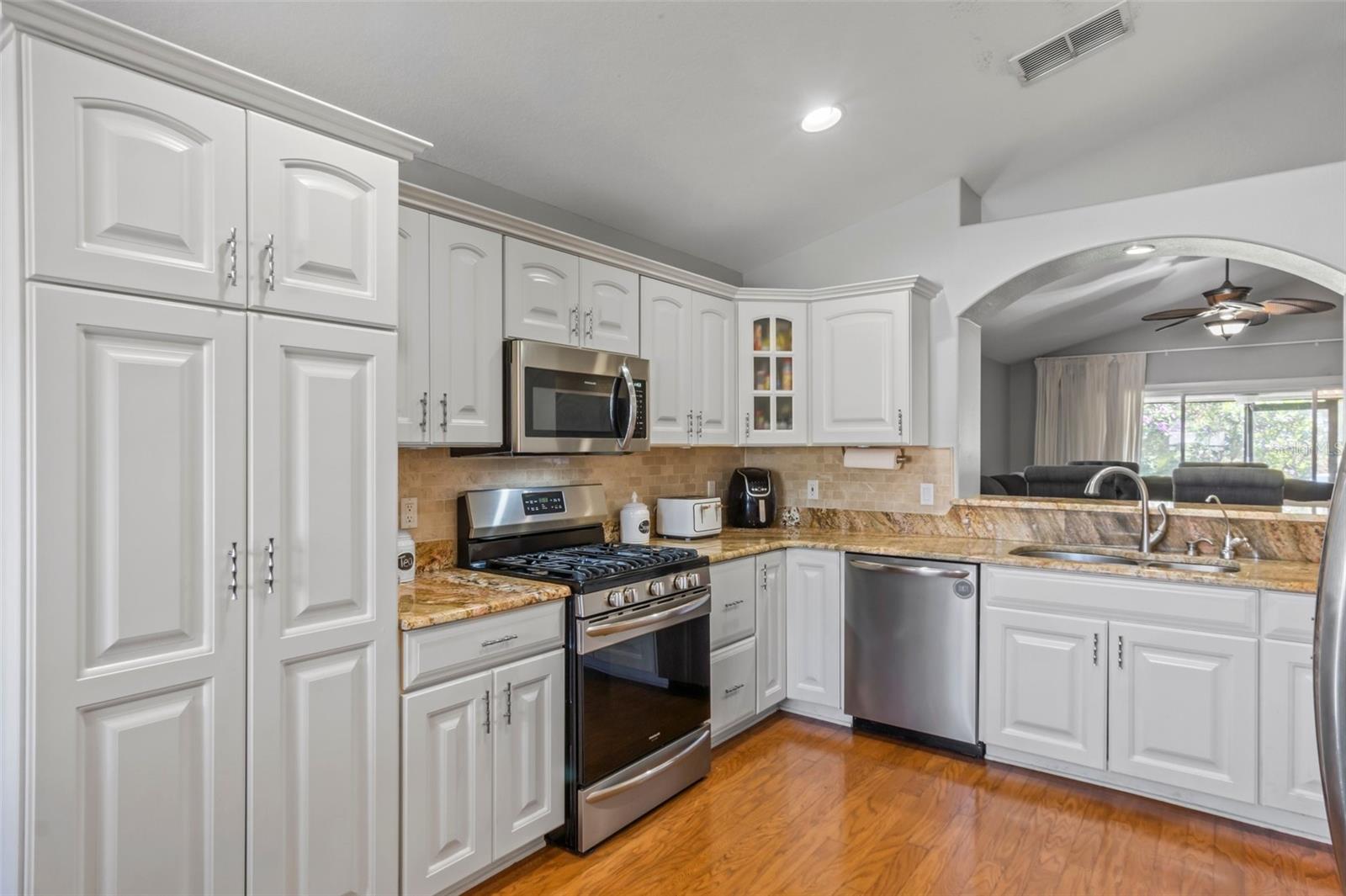 Image 10 of 53 For 3905 Osprey Pointe Circle