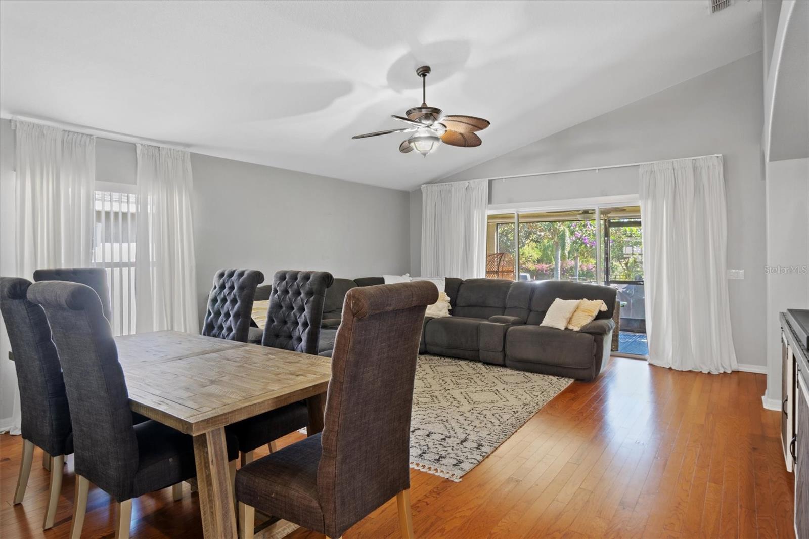 Image 12 of 53 For 3905 Osprey Pointe Circle