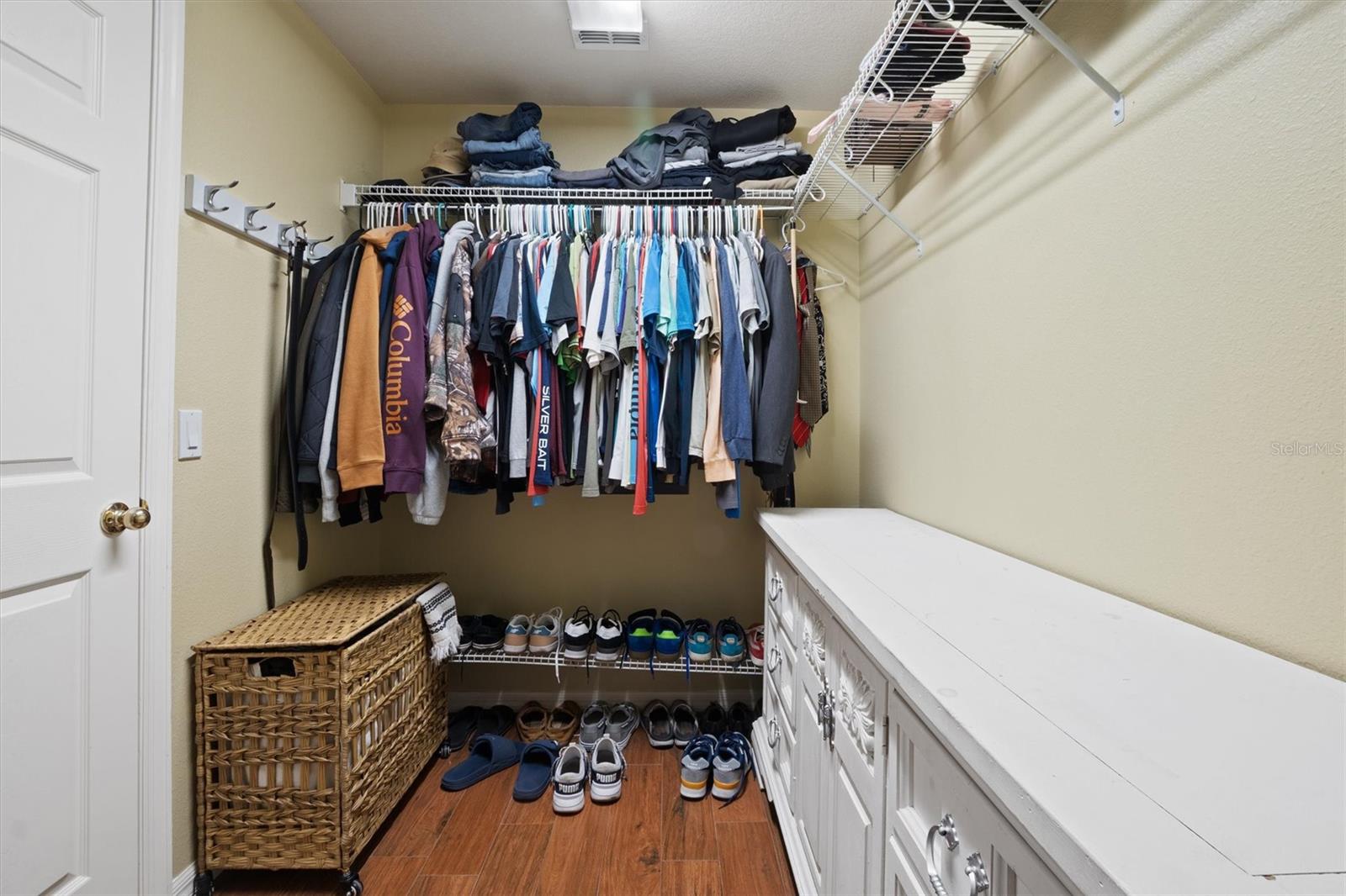 Image 21 of 53 For 3905 Osprey Pointe Circle