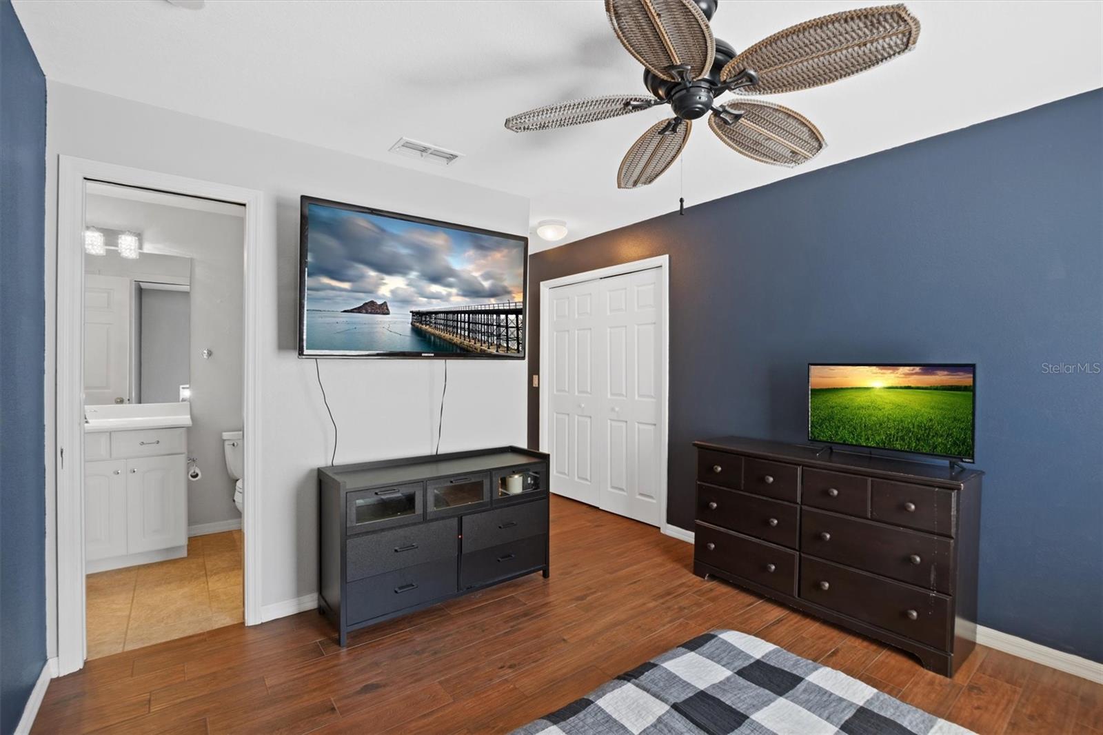 Image 23 of 53 For 3905 Osprey Pointe Circle