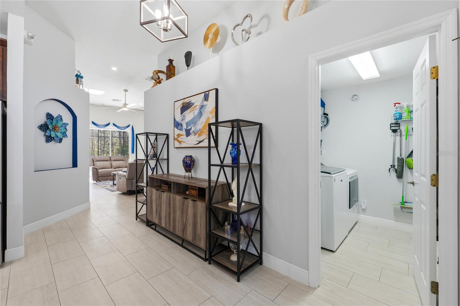 Image 18 of 53 For 554 Tupelo Circle