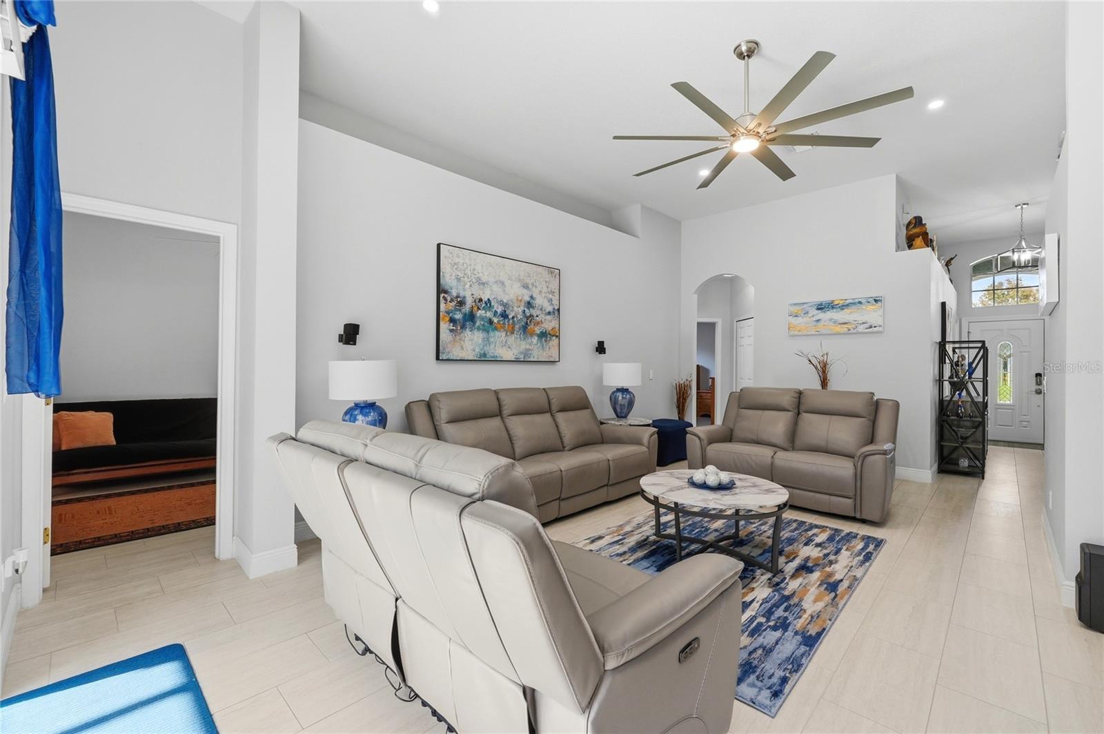 Image 24 of 53 For 554 Tupelo Circle