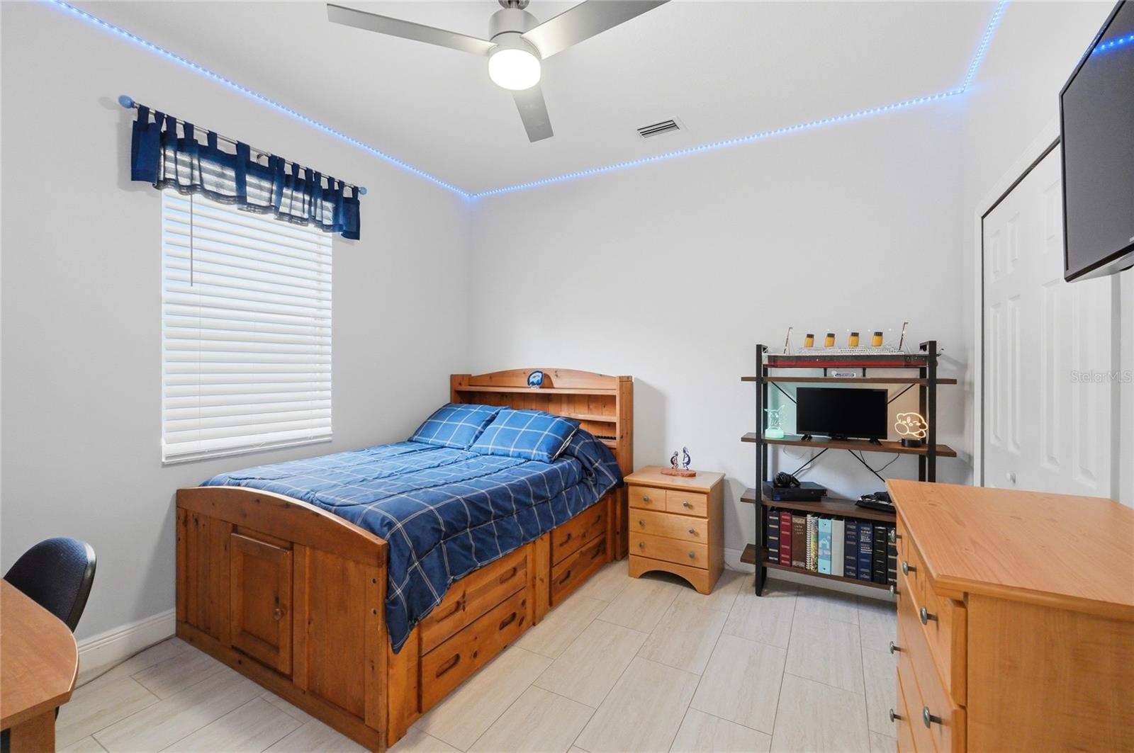 Image 34 of 53 For 554 Tupelo Circle