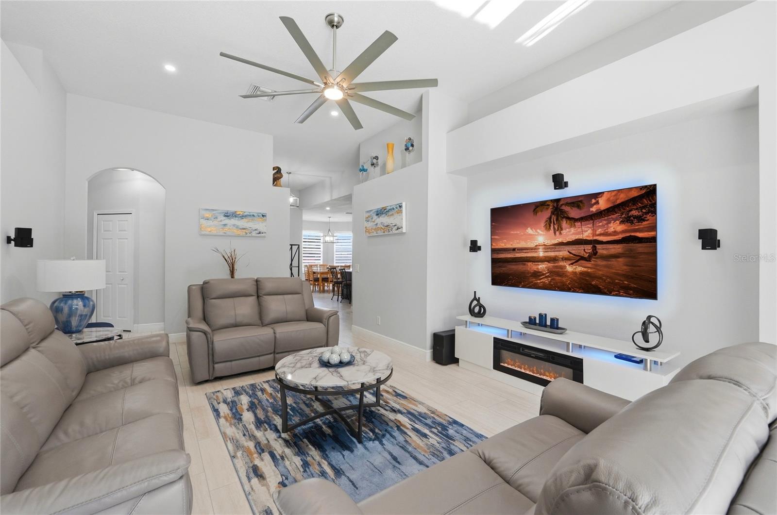 Image 8 of 53 For 554 Tupelo Circle