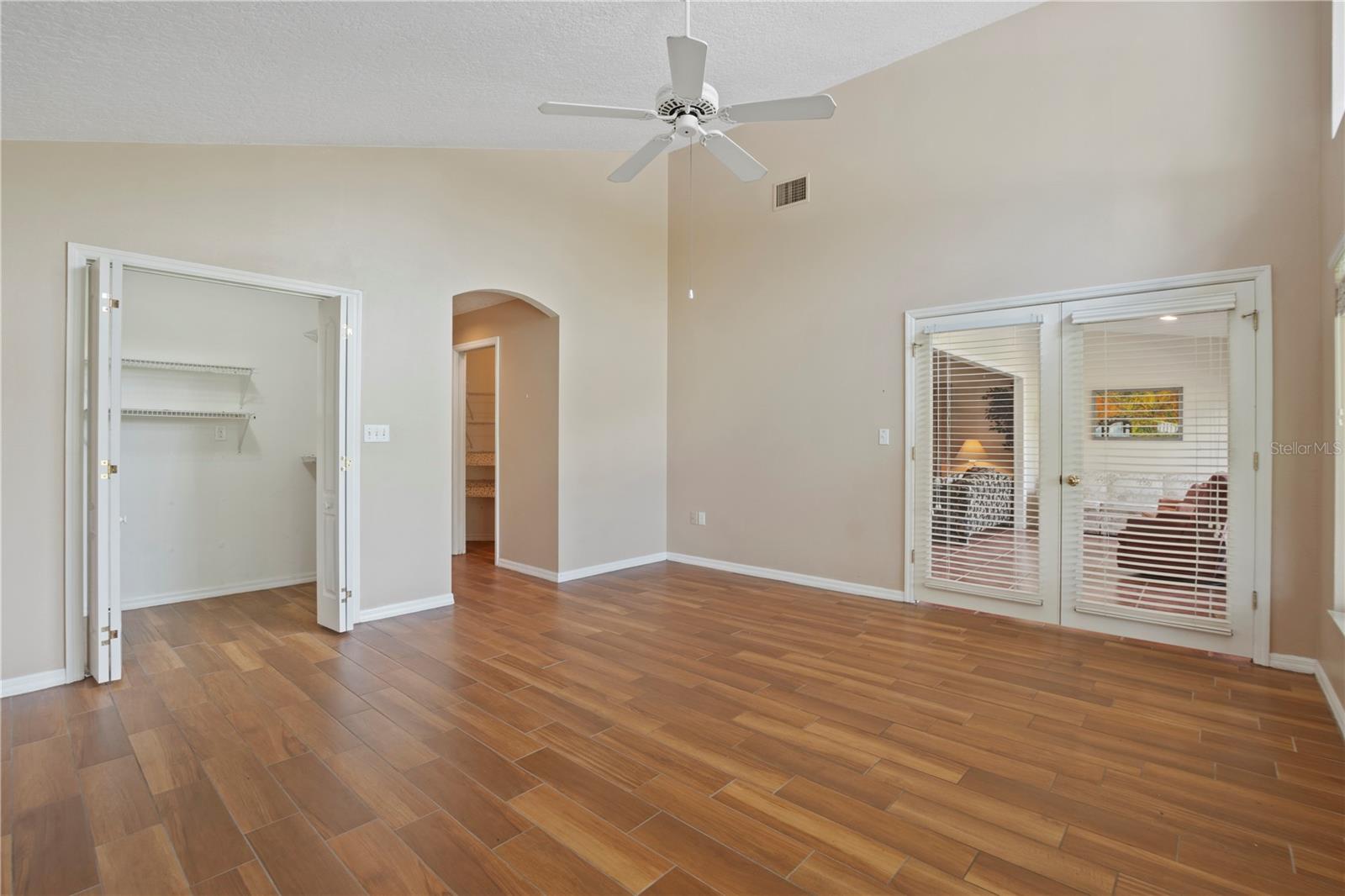 Image 35 of 72 For 2725 Clubhouse Drive