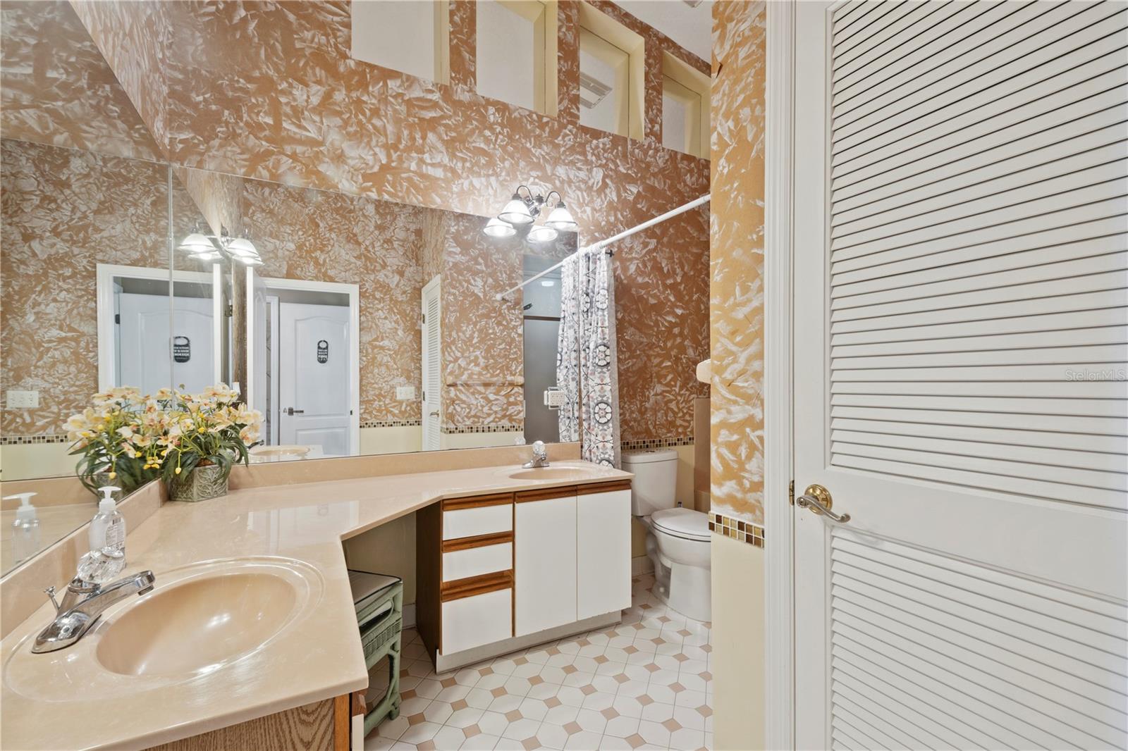 Image 38 of 72 For 2725 Clubhouse Drive