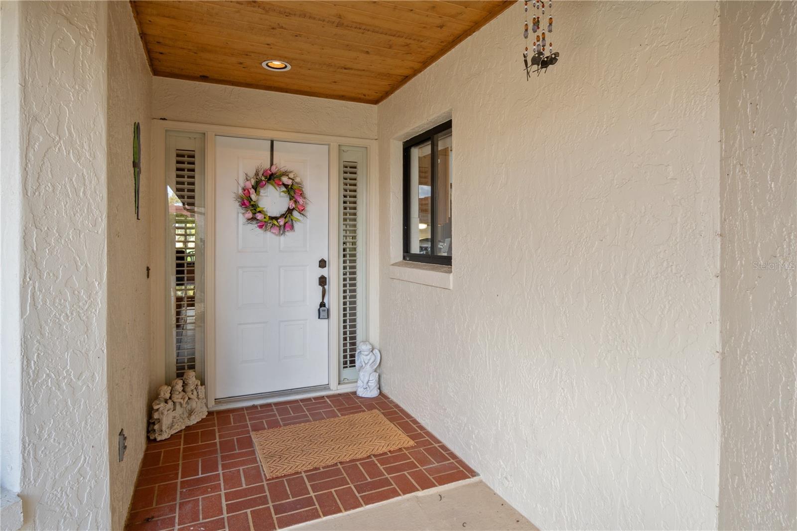 Image 4 of 72 For 2725 Clubhouse Drive