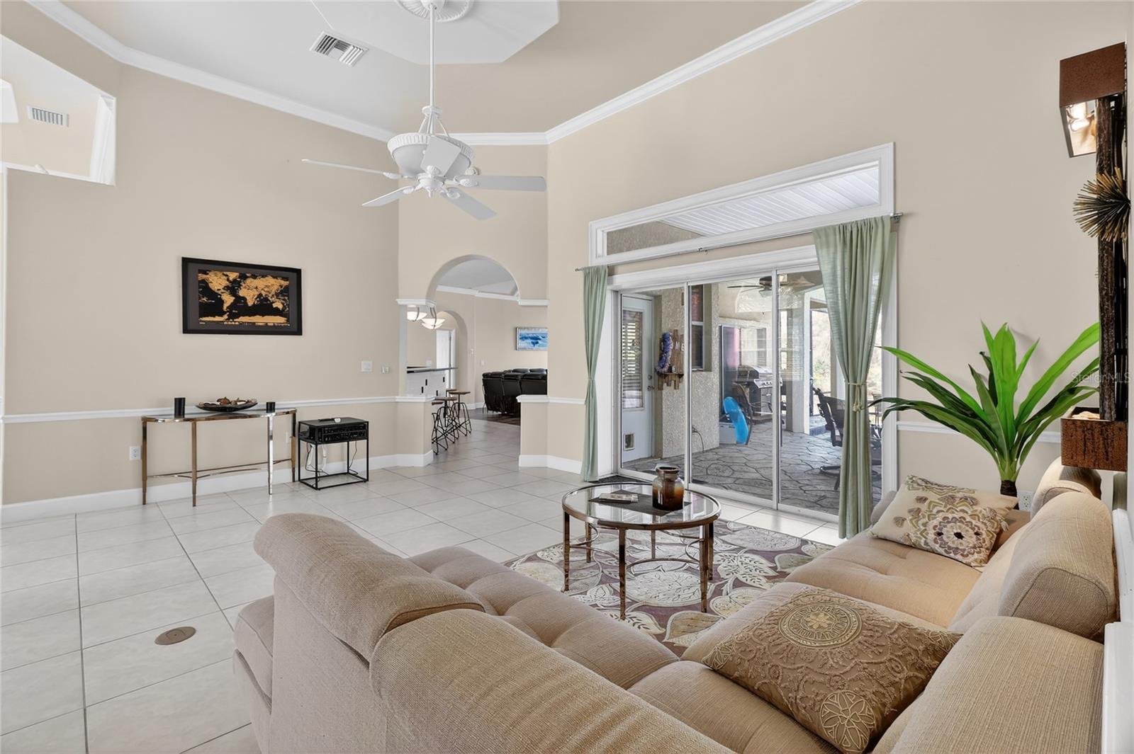 Image 10 of 72 For 1028 Lake Mariam Drive