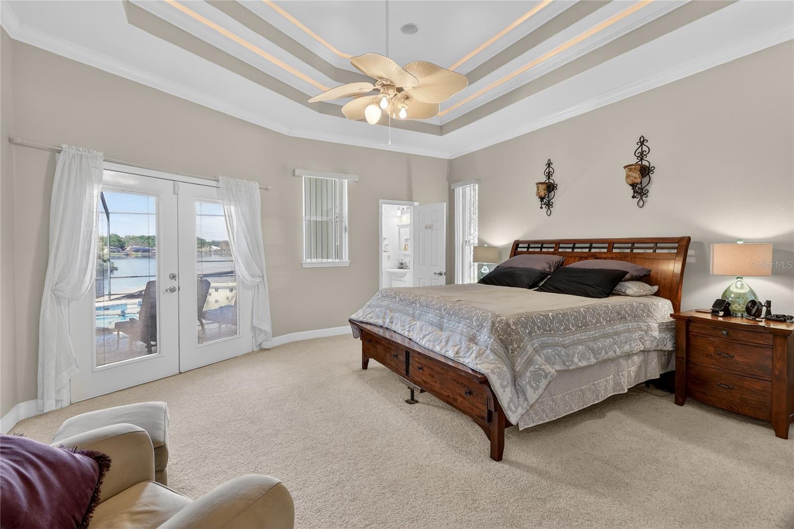 Image 17 of 72 For 1028 Lake Mariam Drive