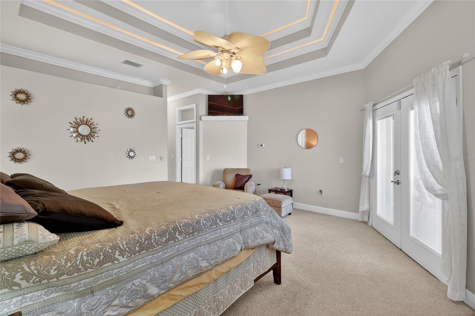 Image 19 of 72 For 1028 Lake Mariam Drive