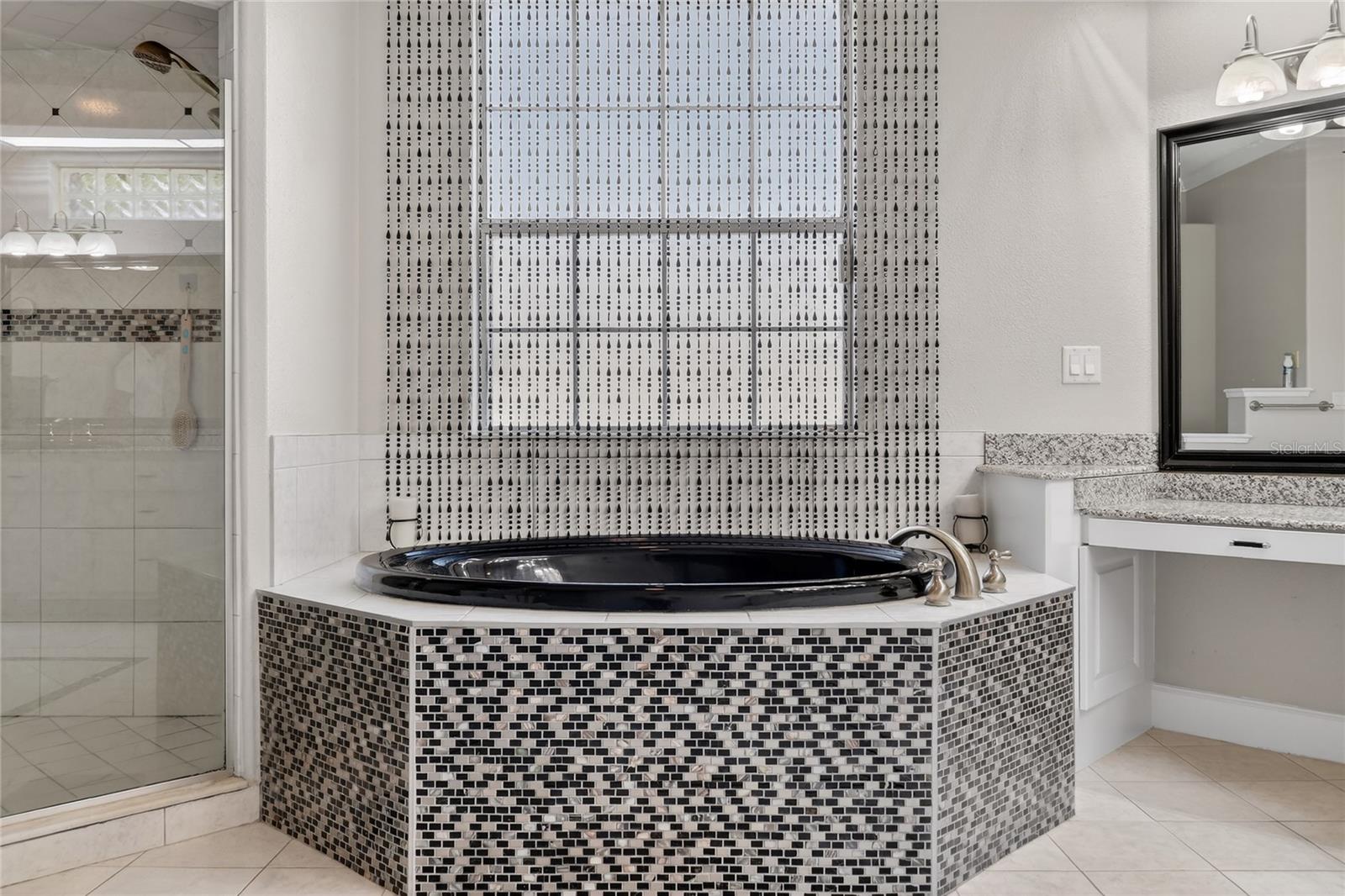 Image 22 of 72 For 1028 Lake Mariam Drive