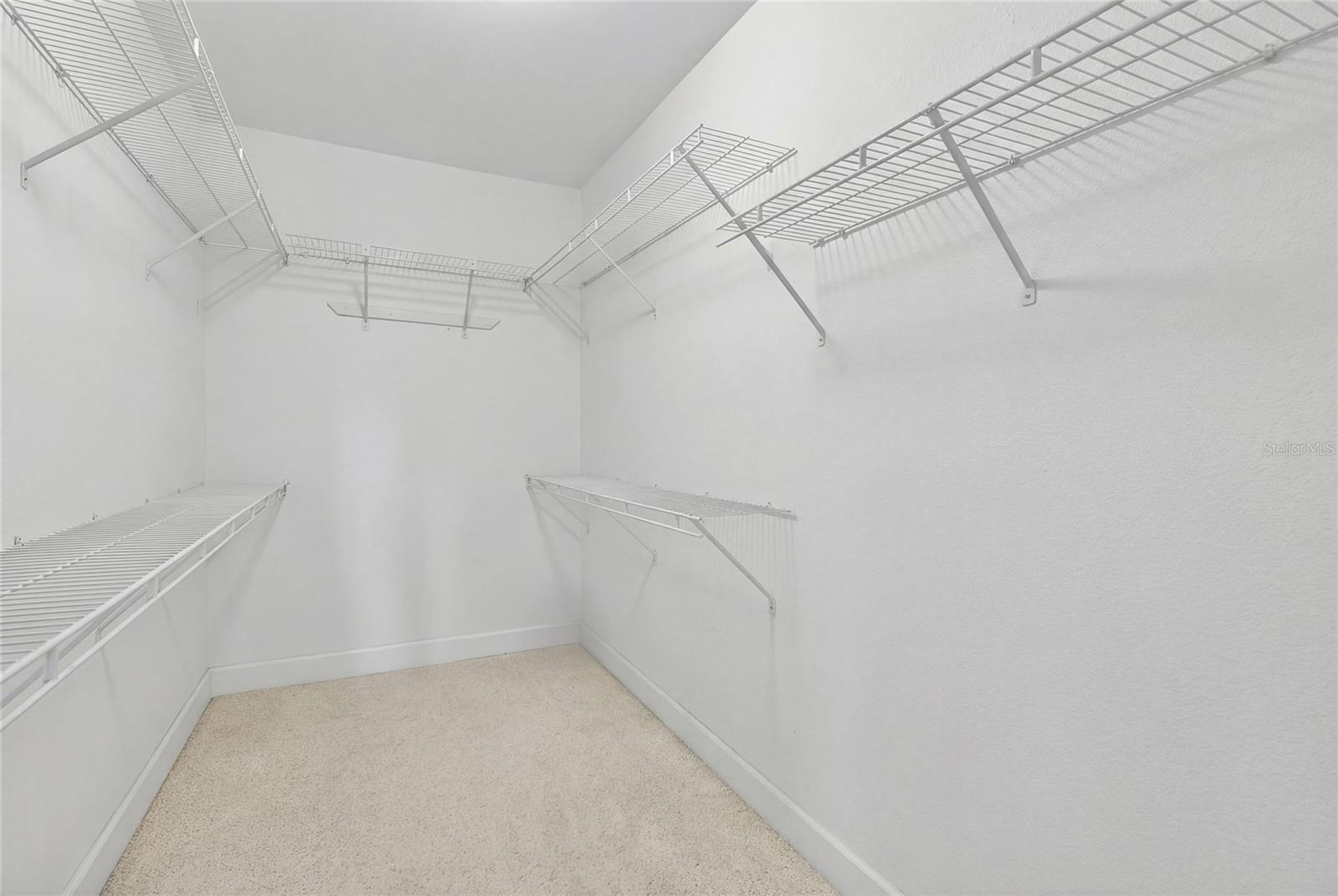 Image 25 of 72 For 1028 Lake Mariam Drive