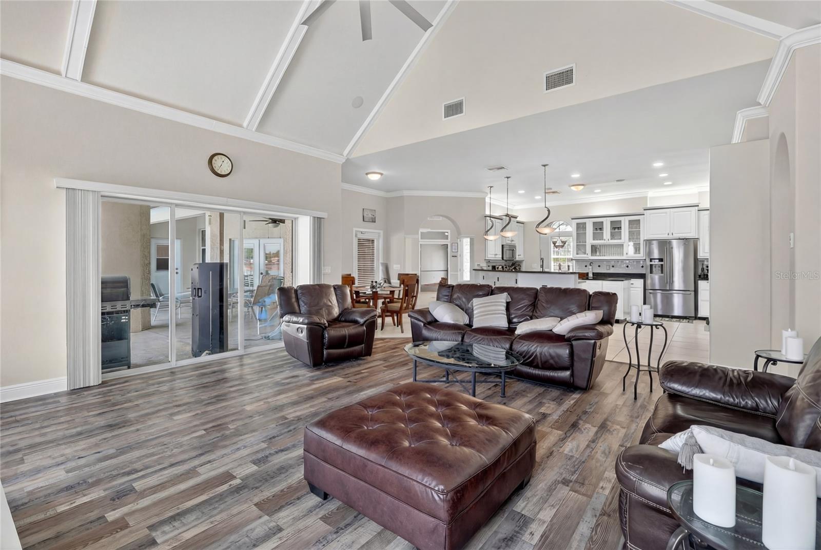 Image 35 of 72 For 1028 Lake Mariam Drive