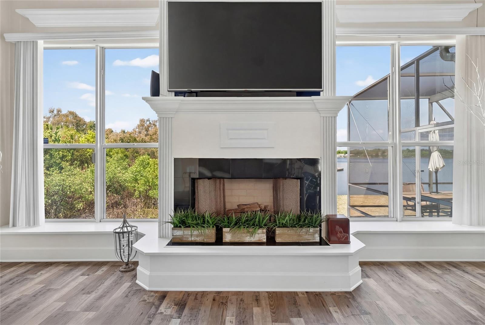 Image 36 of 72 For 1028 Lake Mariam Drive