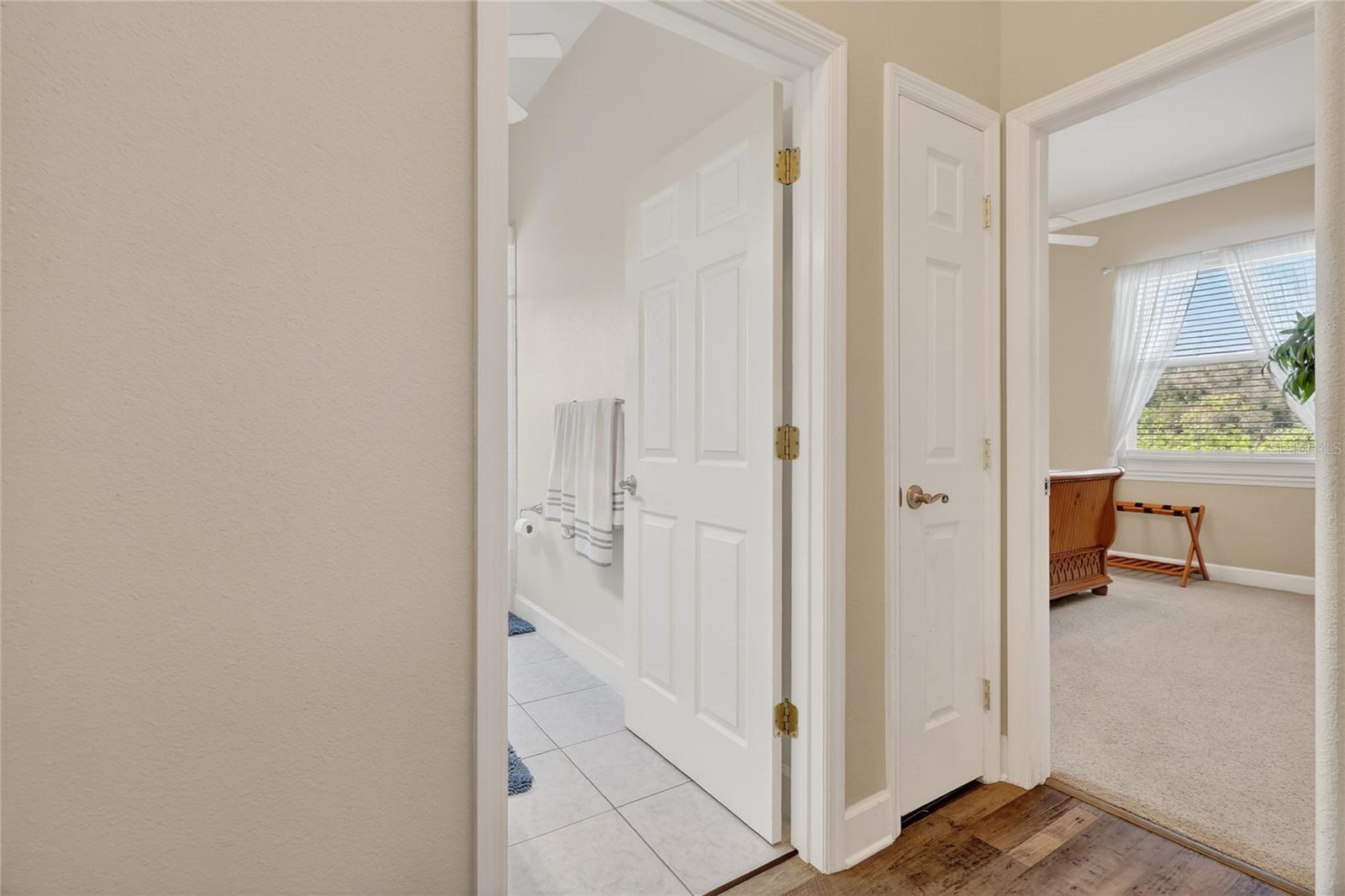 Image 46 of 72 For 1028 Lake Mariam Drive