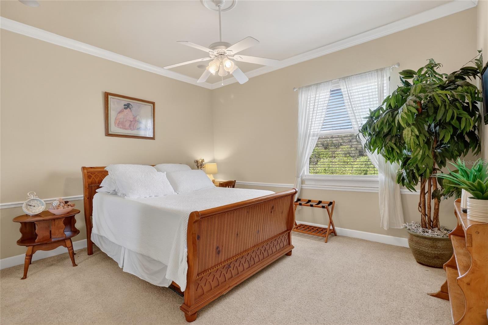 Image 47 of 72 For 1028 Lake Mariam Drive