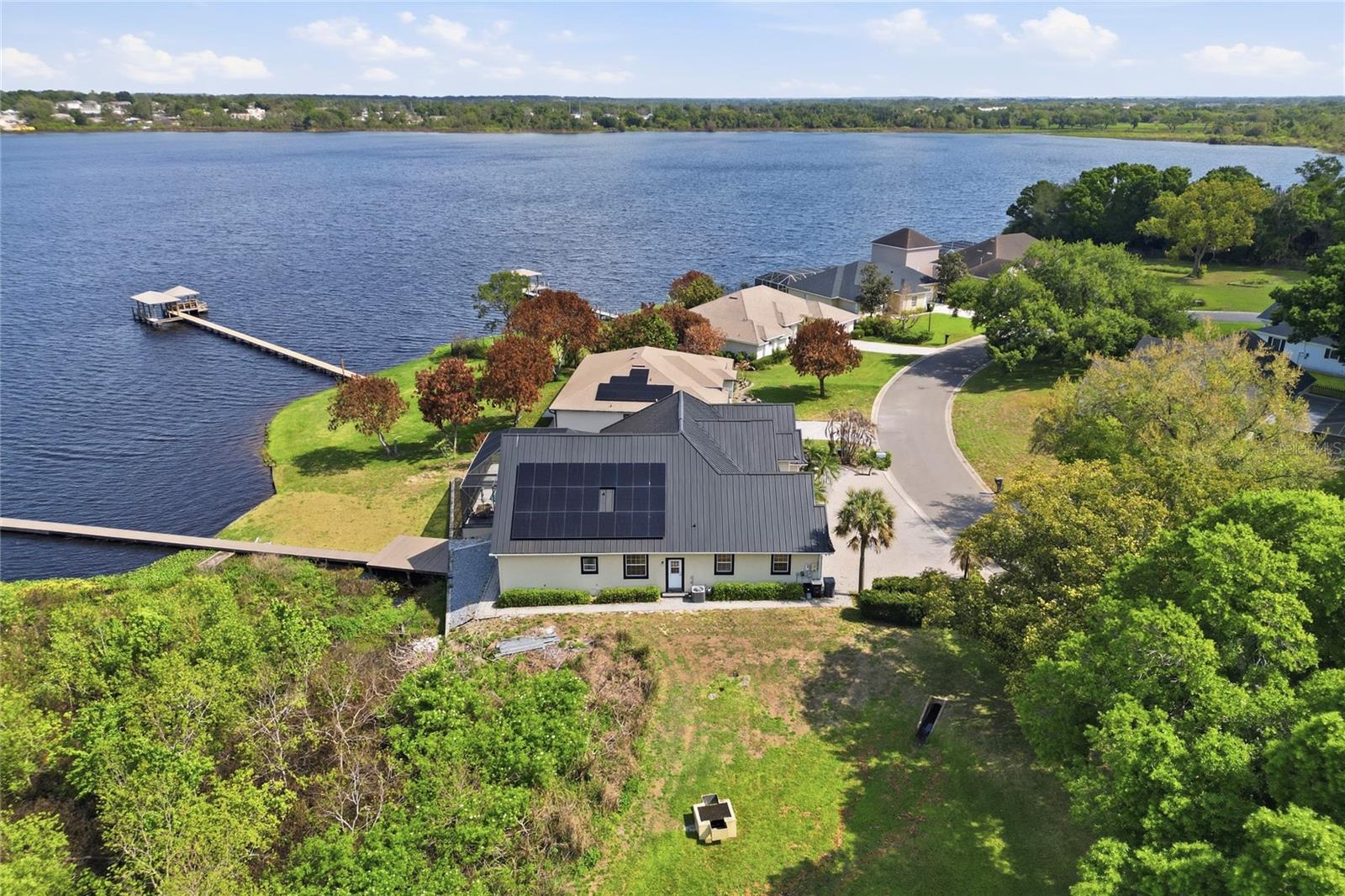 Image 63 of 72 For 1028 Lake Mariam Drive