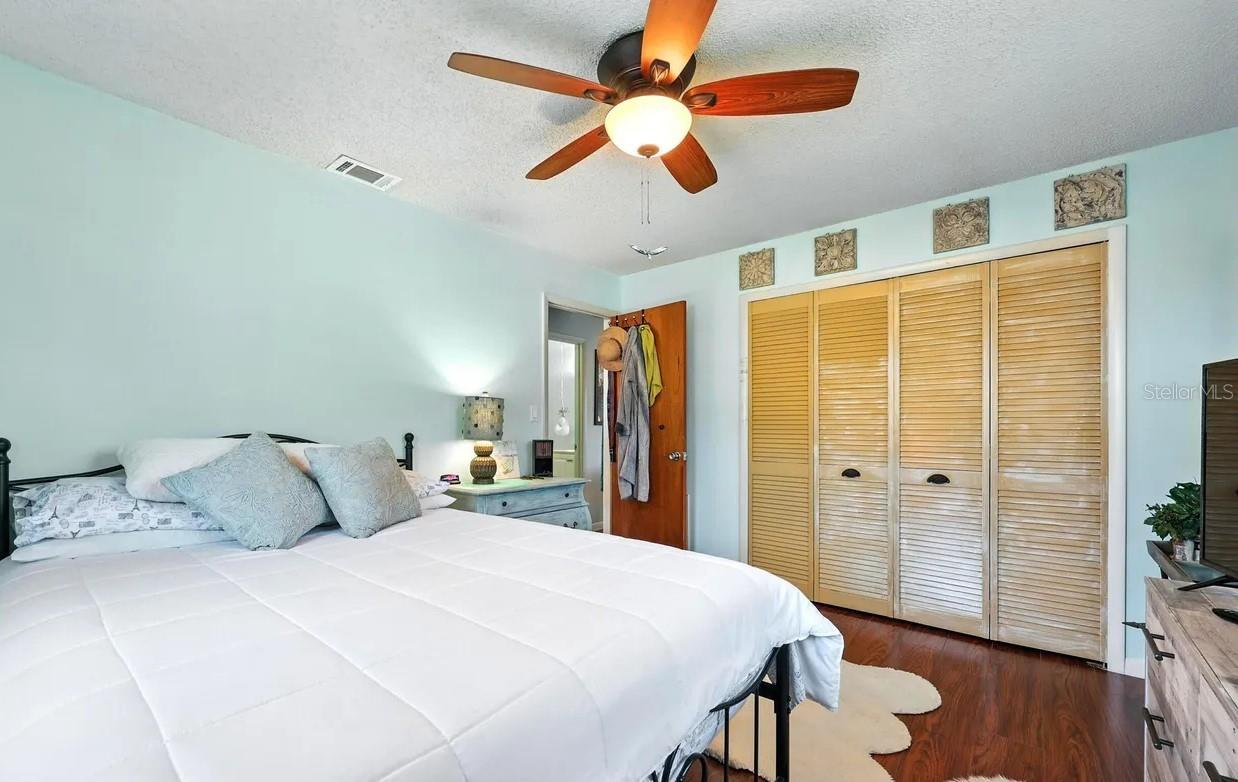 Image 12 of 30 For 708 Chapel Street