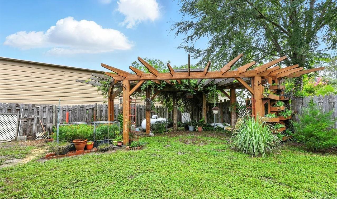 Image 21 of 30 For 708 Chapel Street