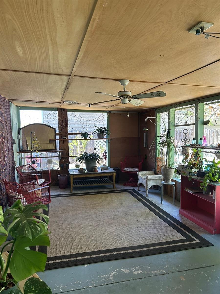 Image 22 of 30 For 708 Chapel Street