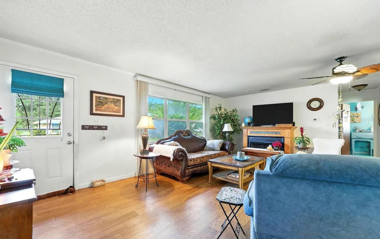 Image 5 of 30 For 708 Chapel Street