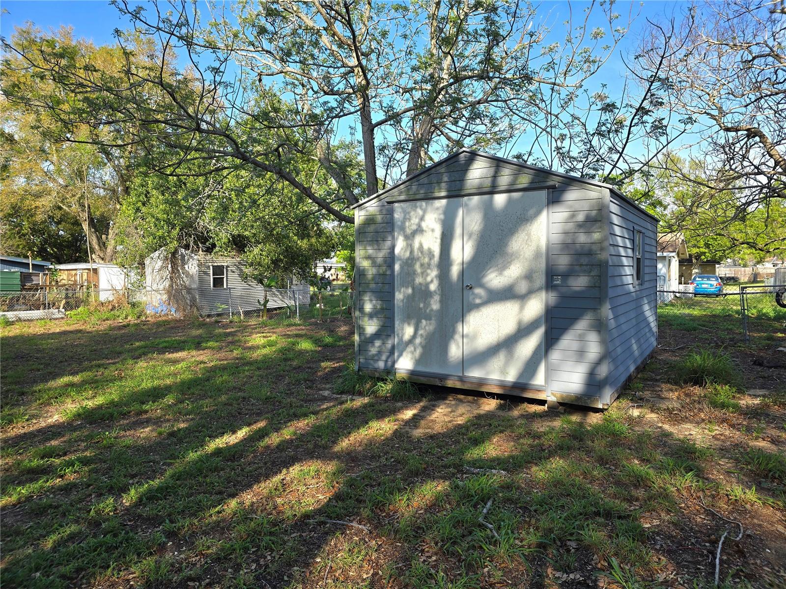 Image 16 of 43 For 216 Poinsettia Drive