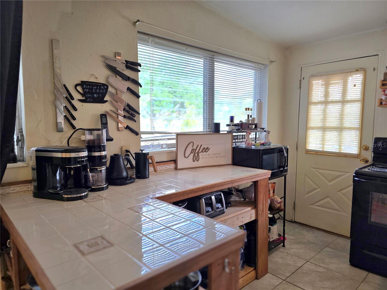 Image 28 of 43 For 216 Poinsettia Drive