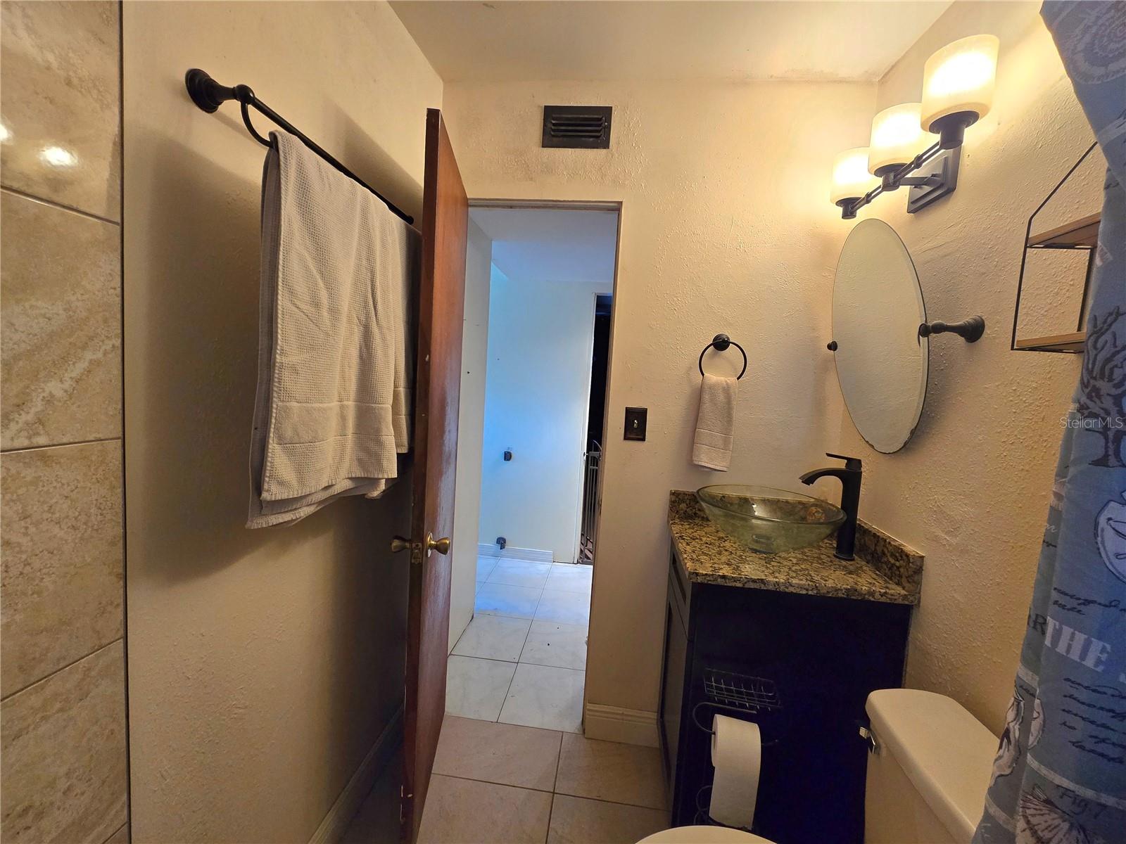 Image 38 of 43 For 216 Poinsettia Drive