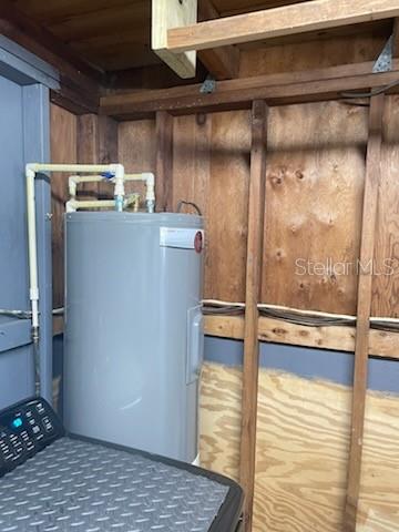 Image 42 of 43 For 216 Poinsettia Drive