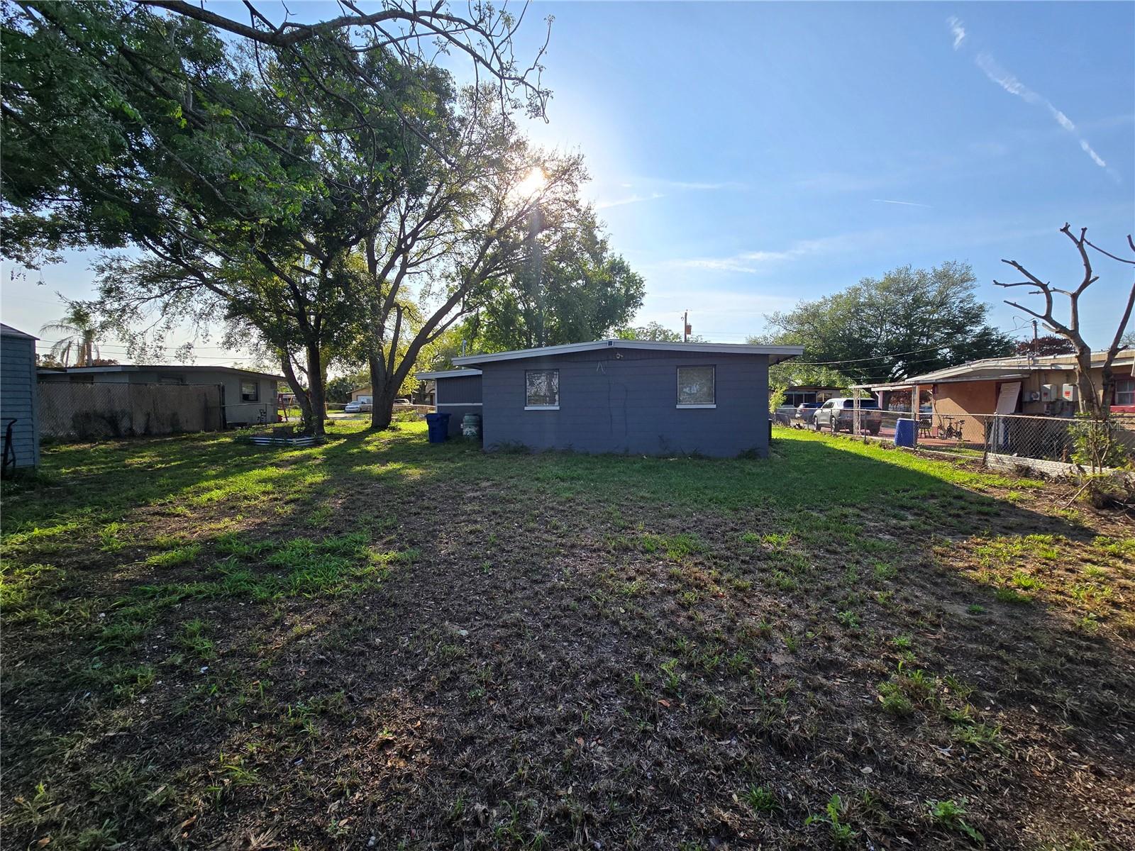 Image 6 of 43 For 216 Poinsettia Drive