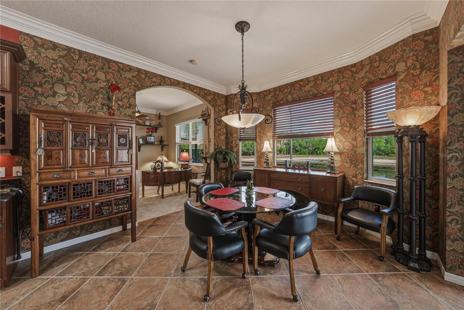 Image 25 of 100 For 5365 Hogan Lane