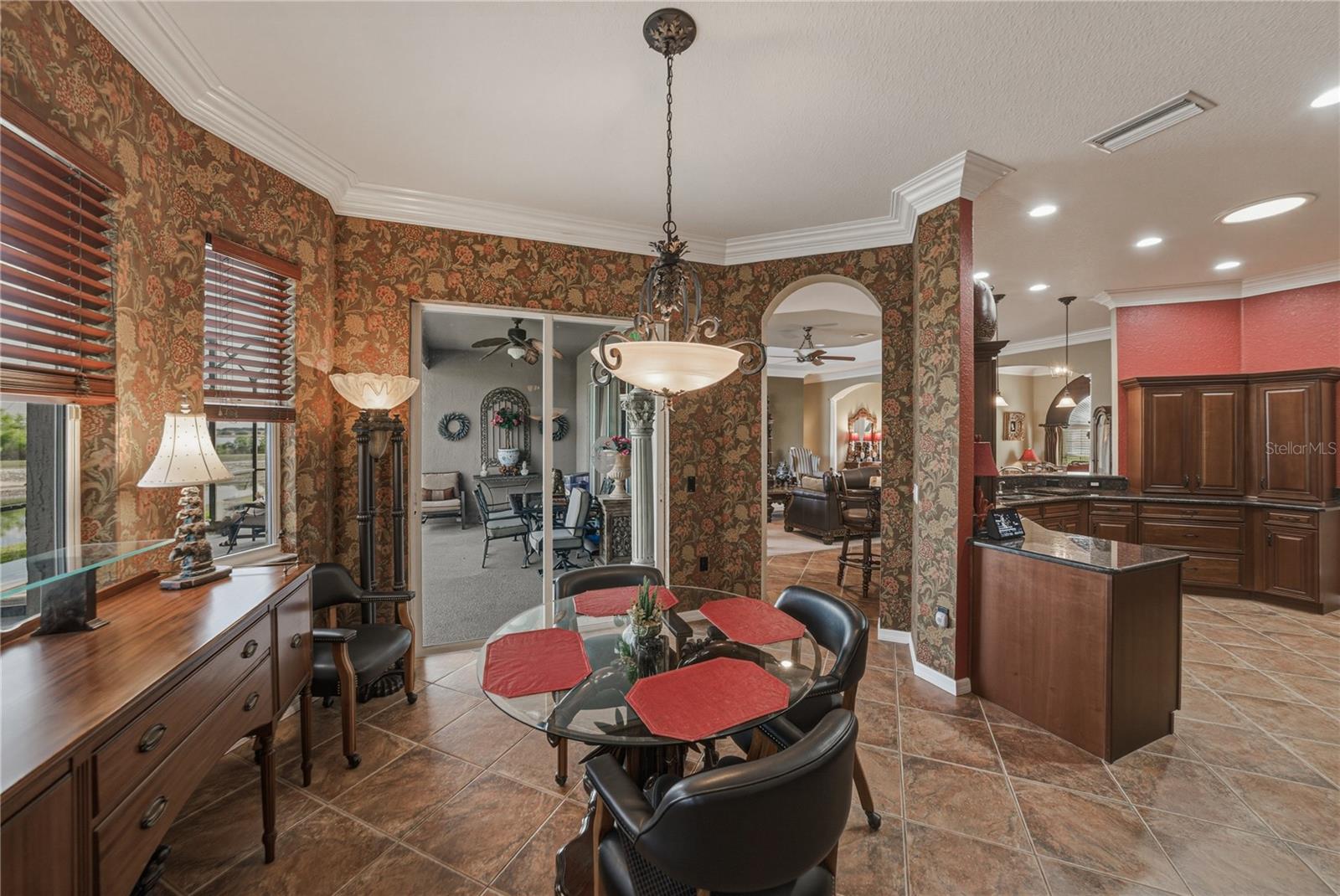 Image 27 of 100 For 5365 Hogan Lane